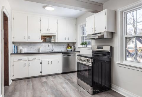 Photo 22 at 33 Southmead Road, Birchmount, Toronto