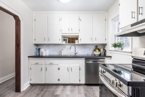 Photo 23 at 33 Southmead Road, Birchmount, Toronto