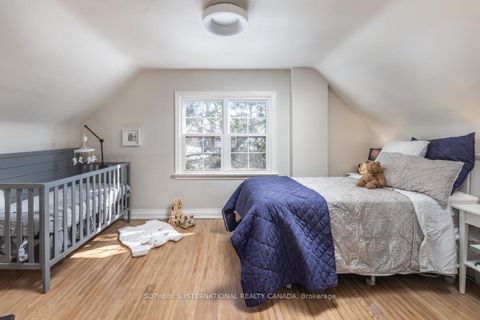 Photo 26 at 33 Southmead Road, Birchmount, Toronto