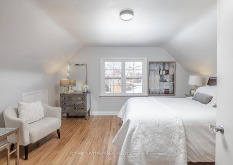 Photo 31 at 33 Southmead Road, Birchmount, Toronto
