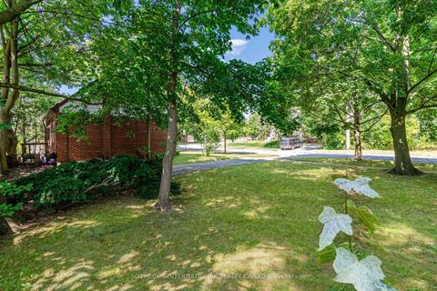 Photo 42 at 33 Southmead Road, Birchmount, Toronto