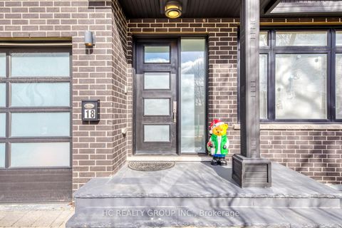 Photo 1 at 18 Ash Crescent, Long Branch, Toronto