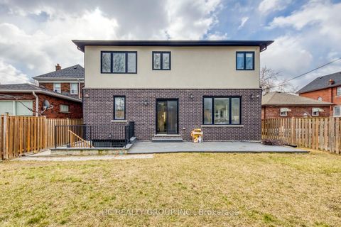 Photo 39 at 18 Ash Crescent, Long Branch, Toronto
