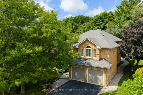 Photo 1 at 2349 Hilltop Lane, WT West Oak Trails, Oakville