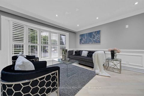 Photo 12 at 2 Mackinac Crescent, Bendale, Toronto
