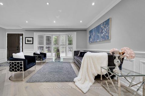 Photo 13 at 2 Mackinac Crescent, Bendale, Toronto