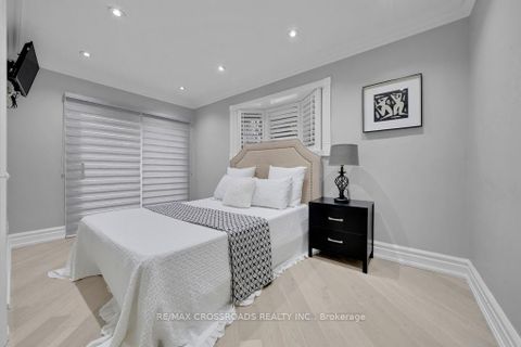 Photo 22 at 2 Mackinac Crescent, Bendale, Toronto
