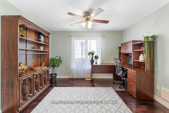 Photo 7 at 1268 Salmers Drive, Taunton, Oshawa