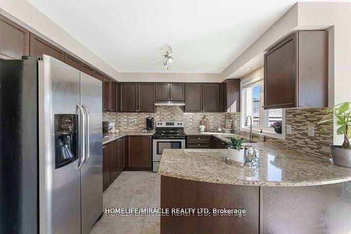 Photo 9 at 1268 Salmers Drive, Taunton, Oshawa