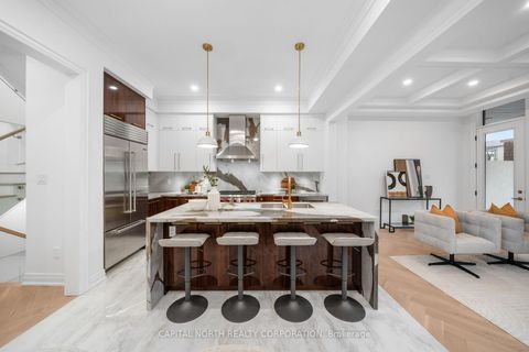 Photo 16 at 4B McCachen Street, Oak Ridges, Richmond Hill