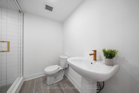 Photo 34 at 4B McCachen Street, Oak Ridges, Richmond Hill