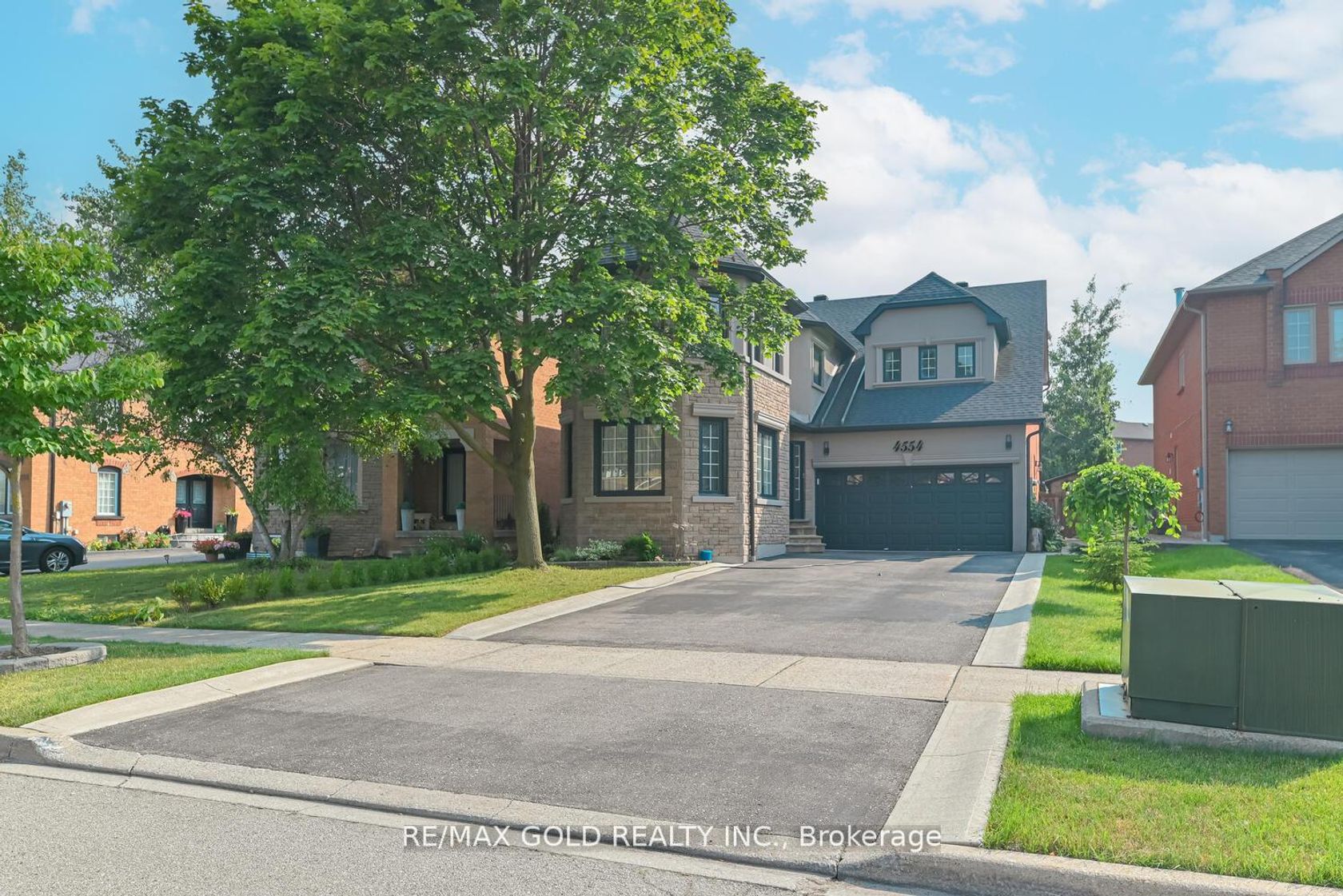 4554 Willow Creek Drive, East Credit, Mississauga 