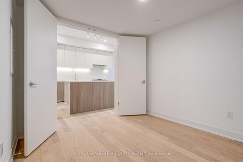 Photo 25 at 301 - 200 Keewatin Avenue, Eglinton, Toronto