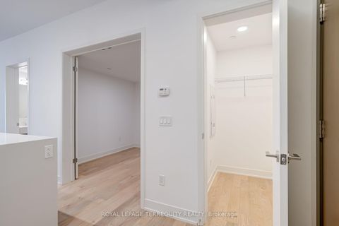 Photo 28 at 301 - 200 Keewatin Avenue, Eglinton, Toronto