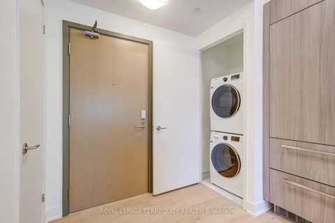 Photo 29 at 301 - 200 Keewatin Avenue, Eglinton, Toronto