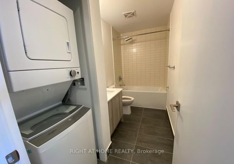 Photo 10 at 411 - 2916 Highway 7 Road W, Concord, Vaughan