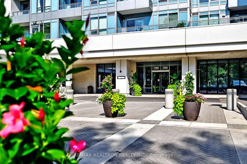 Photo 3 at 1122 - 7900 Bathurst Street, Beverley Glen, Vaughan