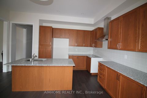 Photo 6 at 3453 Mosley Gate S, GO Glenorchy, Oakville