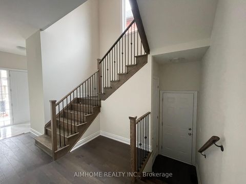 Photo 8 at 3453 Mosley Gate S, GO Glenorchy, Oakville