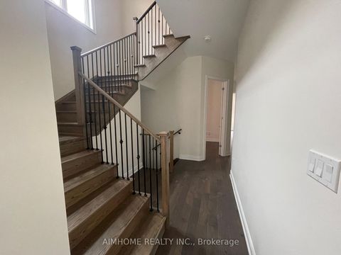 Photo 9 at 3453 Mosley Gate S, GO Glenorchy, Oakville