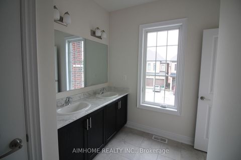Photo 15 at 3453 Mosley Gate S, GO Glenorchy, Oakville
