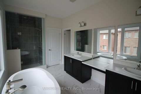 Photo 17 at 3453 Mosley Gate S, GO Glenorchy, Oakville