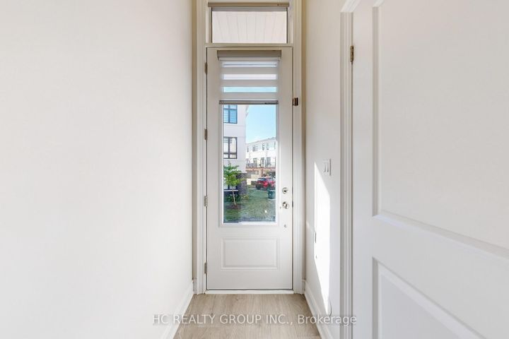 Photo 17 at 31 Thomas Armstrong Lane, Westbrook, Richmond Hill