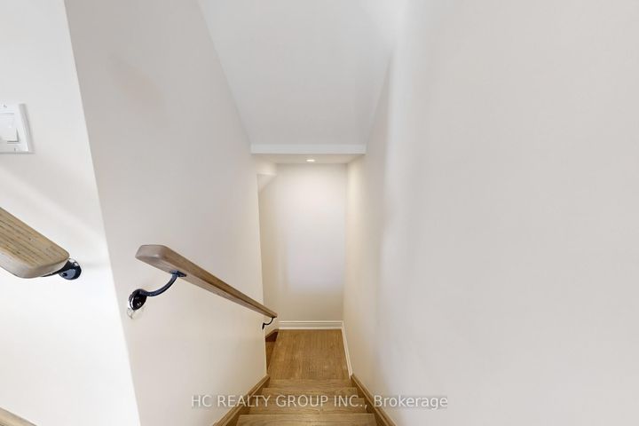 Photo 19 at 31 Thomas Armstrong Lane, Westbrook, Richmond Hill