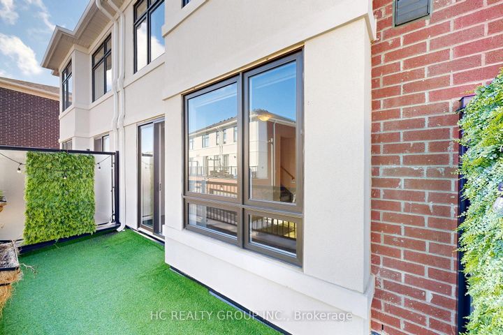 Photo 45 at 31 Thomas Armstrong Lane, Westbrook, Richmond Hill