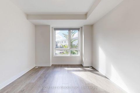 Photo 11 at 31 Thomas Armstrong Lane, Westbrook, Richmond Hill