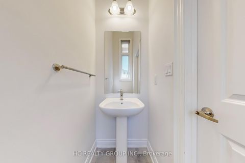 Photo 16 at 31 Thomas Armstrong Lane, Westbrook, Richmond Hill