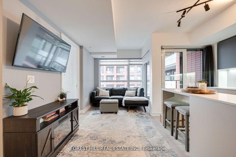 Photo 8 at 411 - 8 Tippett Road, Clanton Park, Toronto