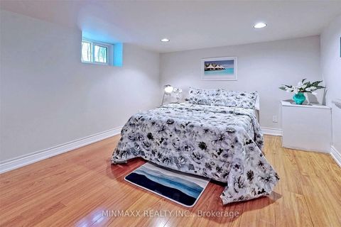Photo 33 at 74 Dale Avenue, Moore Park, Toronto
