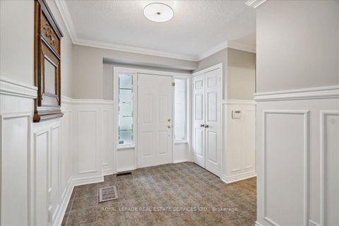 Photo 2 at 5 - 1100 Queens Avenue, CP College Park, Oakville