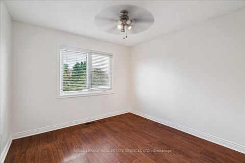 Photo 23 at 5 - 1100 Queens Avenue, CP College Park, Oakville