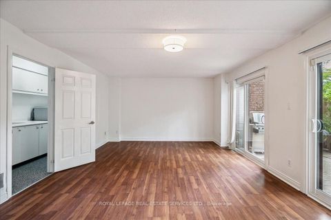 Photo 28 at 5 - 1100 Queens Avenue, CP College Park, Oakville