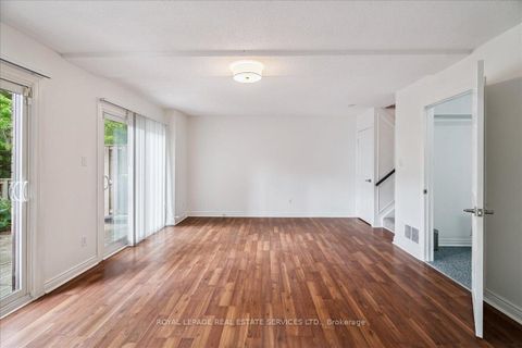 Photo 29 at 5 - 1100 Queens Avenue, CP College Park, Oakville