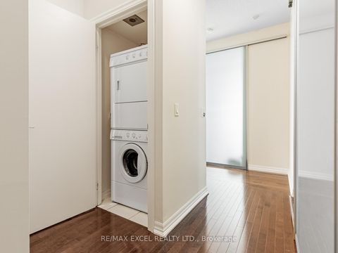 Photo 12 at Ph306 - 770 Bay Street, Bay Street Corridor, Toronto