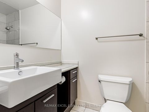 Photo 13 at Ph306 - 770 Bay Street, Bay Street Corridor, Toronto