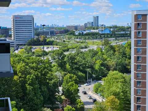Photo 29 at 1402 - 5 Shady Golfway, Flemingdon Park, Toronto