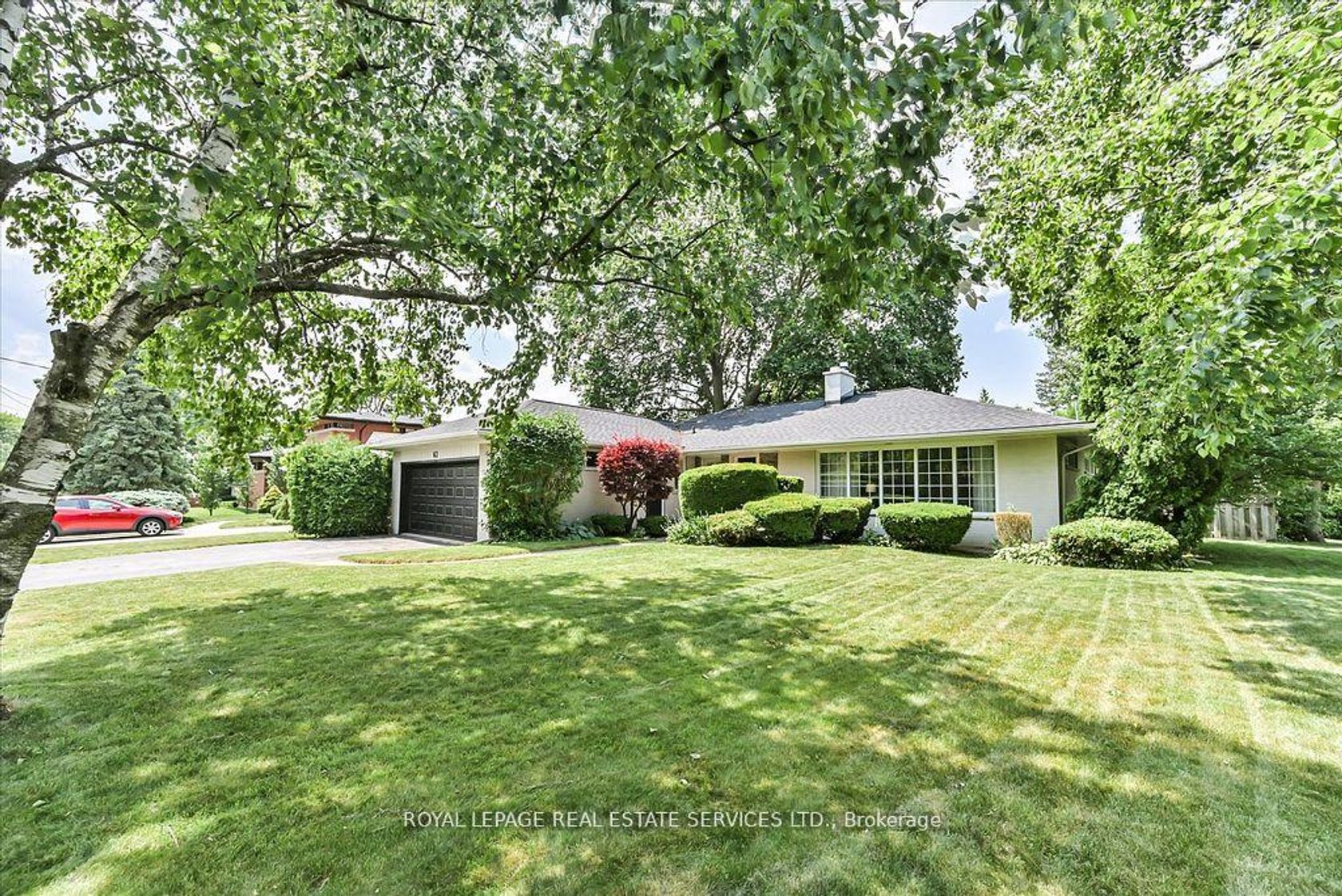 62 Princess Margaret Boulevard, Rosethorn, Toronto 