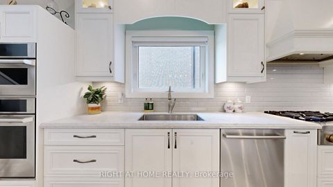 Photo 14 at 88 Glentworth Road, Don Valley Village, Toronto