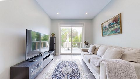 Photo 17 at 88 Glentworth Road, Don Valley Village, Toronto