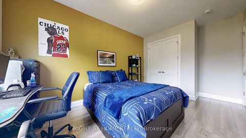 Photo 27 at 88 Glentworth Road, Don Valley Village, Toronto