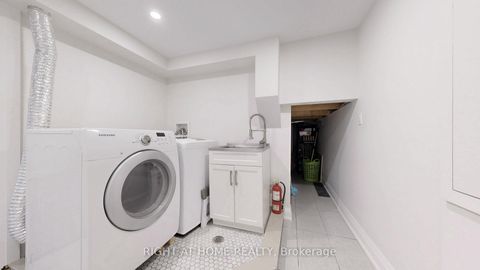Photo 35 at 88 Glentworth Road, Don Valley Village, Toronto