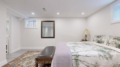 Photo 37 at 88 Glentworth Road, Don Valley Village, Toronto
