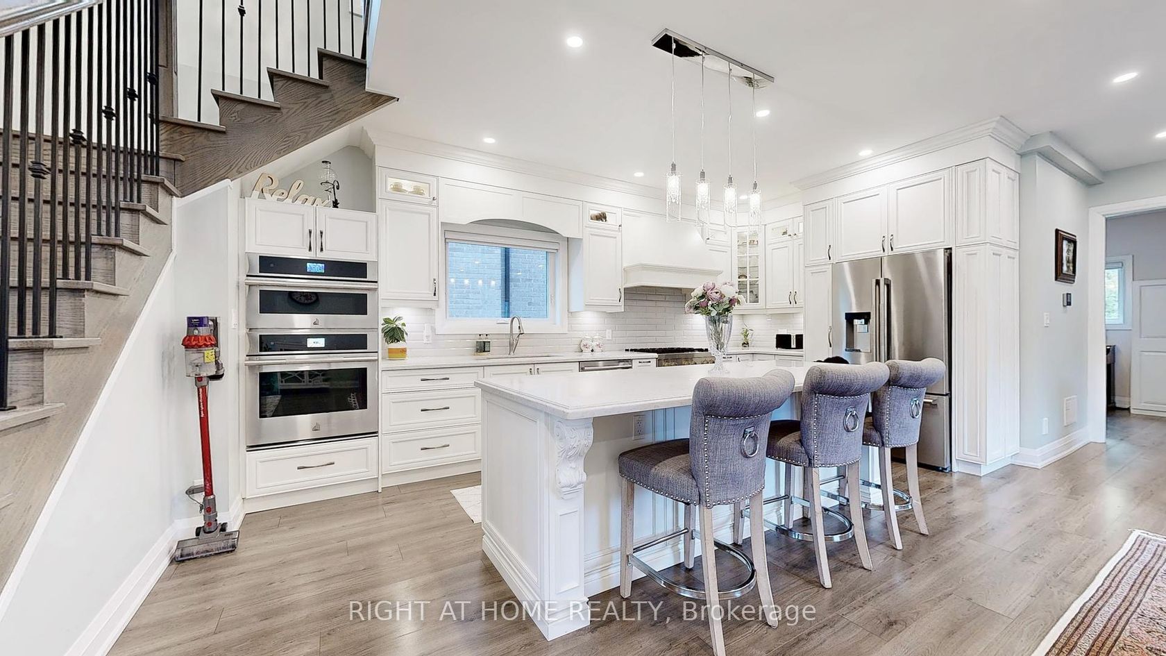 88 Glentworth Road, Don Valley Village, Toronto 