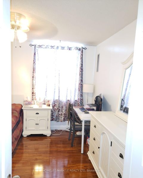 Photo 18 at 814 - 121 Trudelle Street, Eglinton East, Toronto