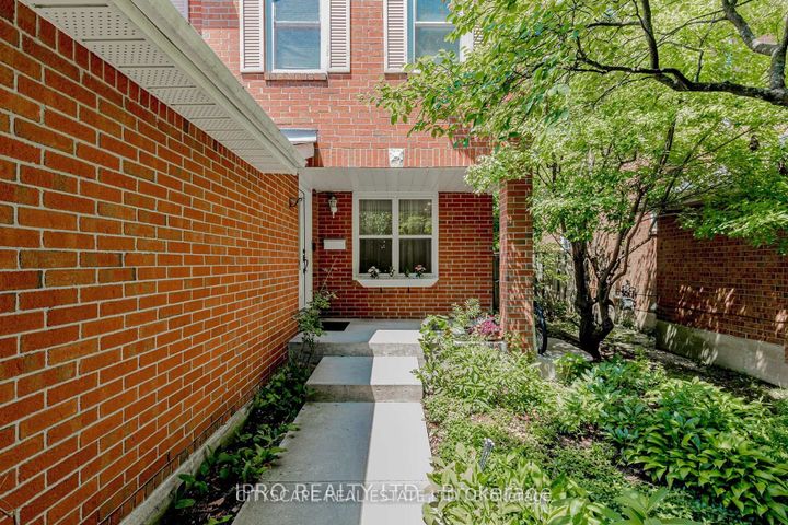 Photo 30 at 6906 Hickling Crescent N, Meadowvale, Mississauga