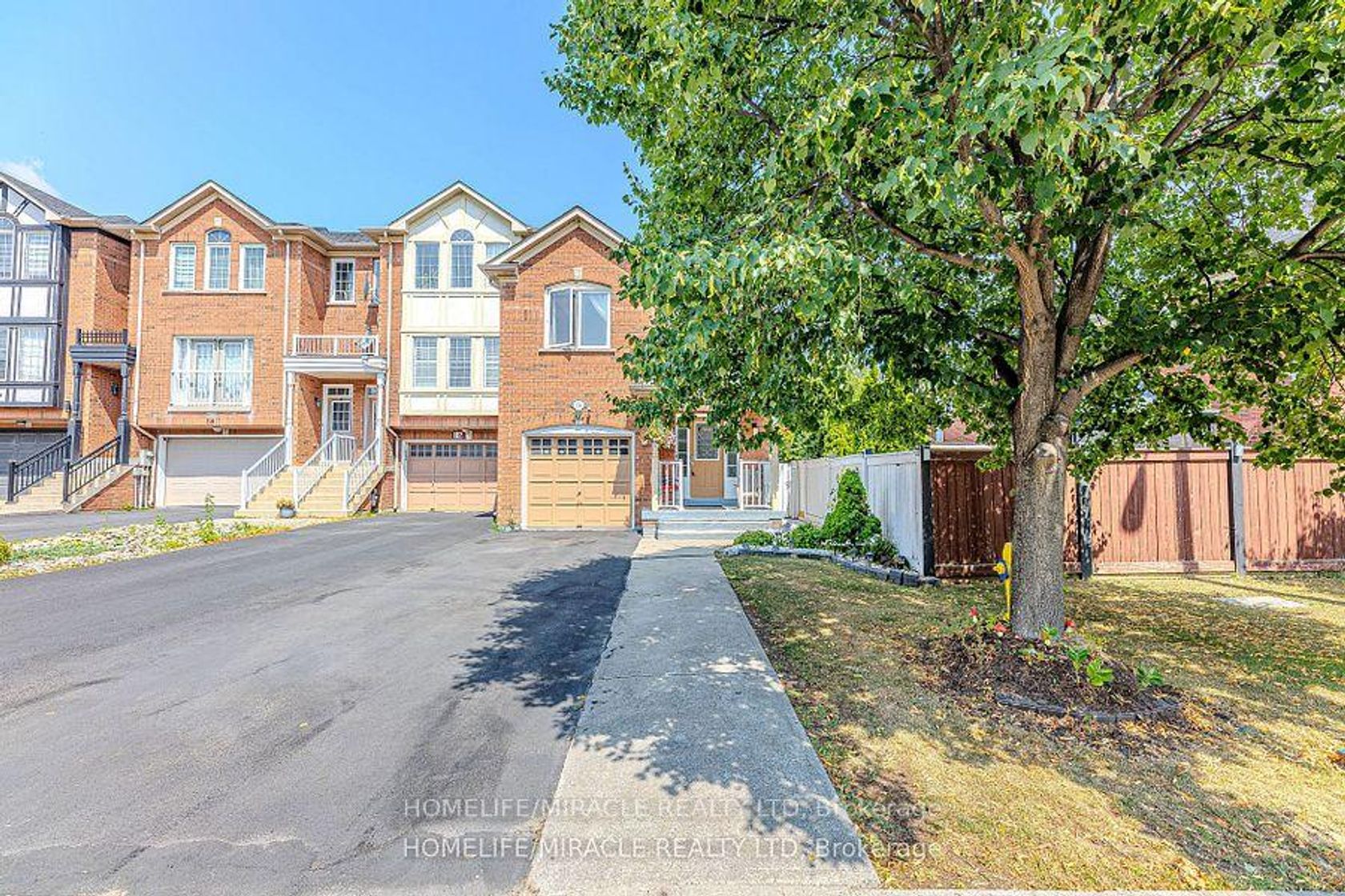 14 Jarrett Court, Maple, Vaughan 